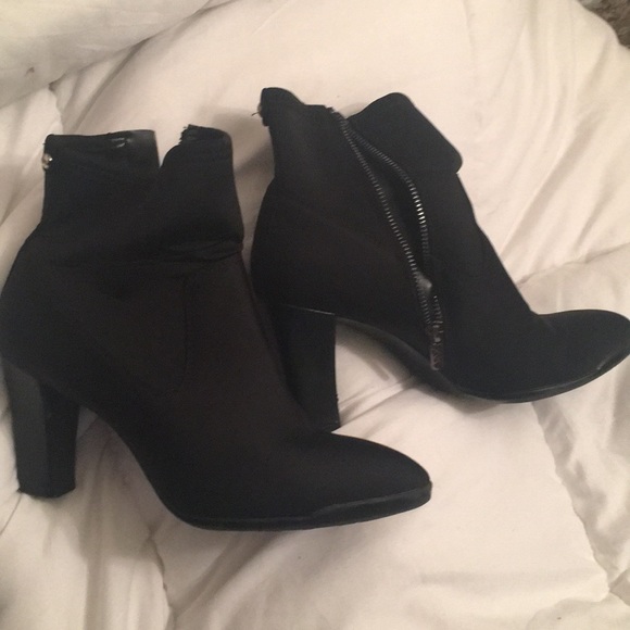 Anne Klein Shoes - STRETCHY&COMFY black heeled booties